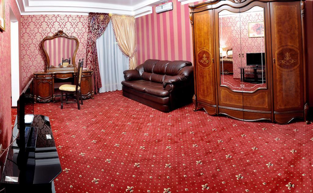 Garden Hall Ternopil Rum bild