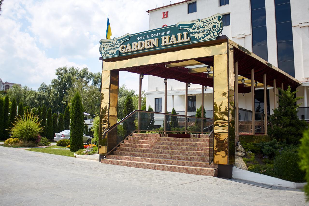 Garden Hall Ternopil Exteriör bild